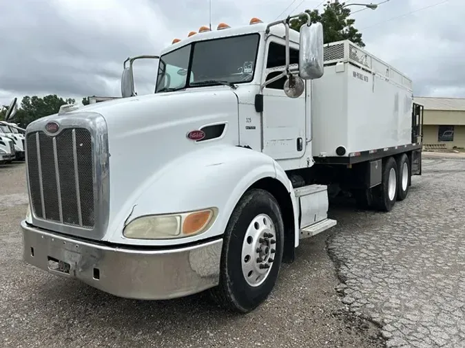 2010 PETERBILT 384484f4be8431ee09e67ef0676dd96449d
