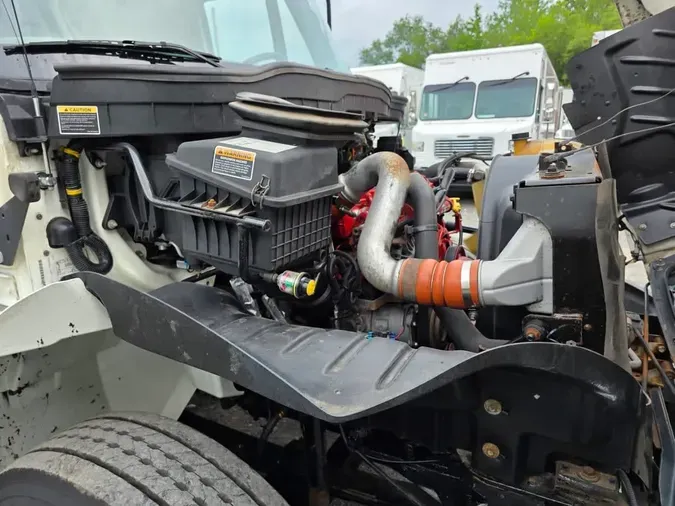 2019 NAVISTAR INTERNATIONAL 4300