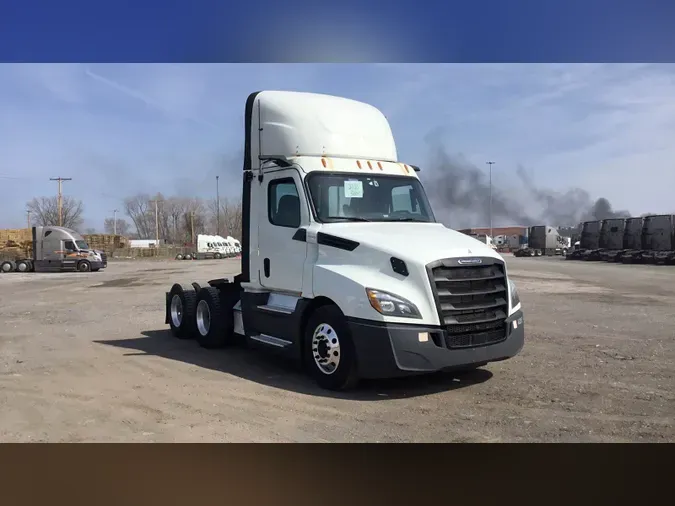 2020 Freightliner Cascadia 1264853ced8ec0a5fa6501677b5692e2979