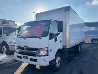 2019 HINO HINO 195