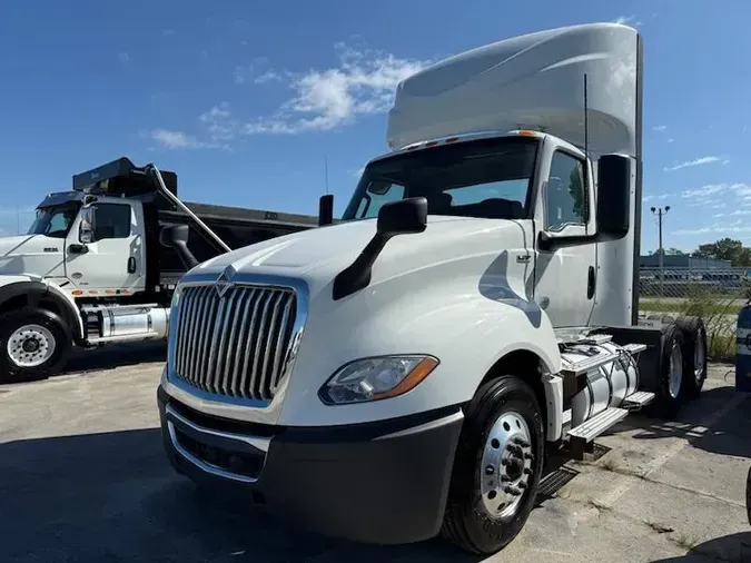 2019 International LT625