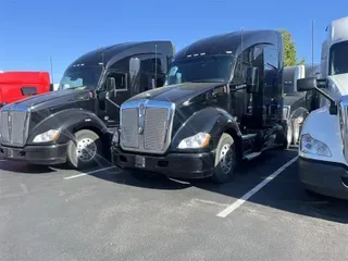 2021 KENWORTH T680