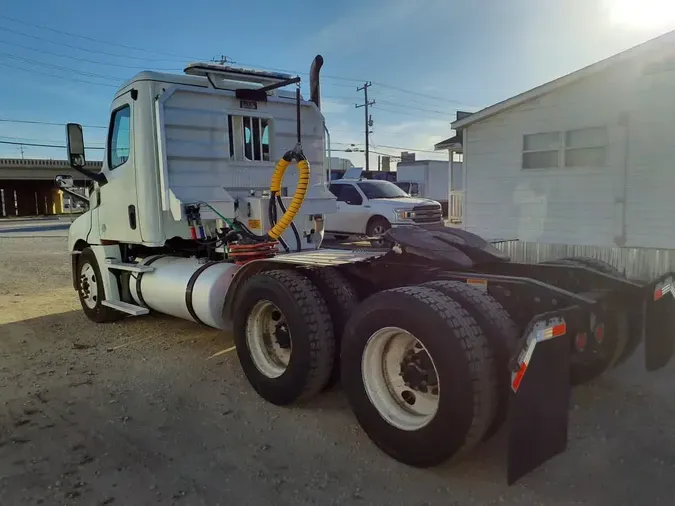 2019 FREIGHTLINER/MERCEDES NEW CASCADIA PX12664