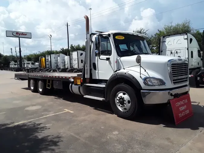 2018 FREIGHTLINER M2-112