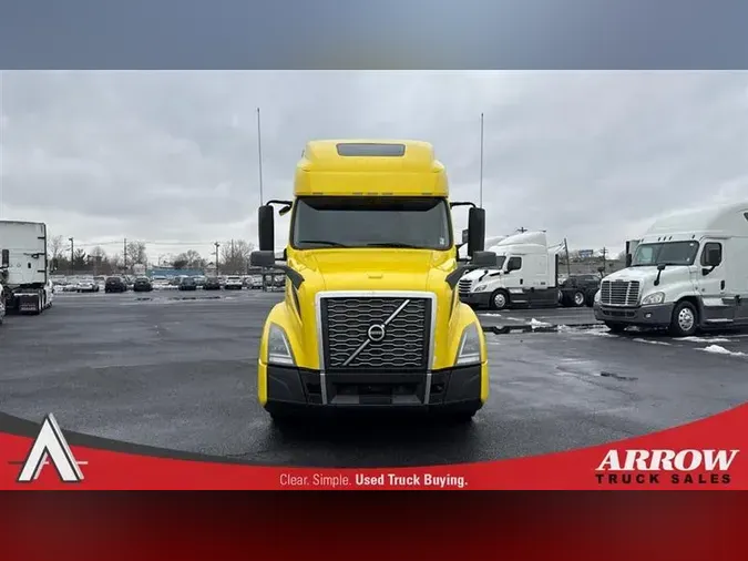 2021 VOLVO VNL64T760