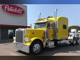 2021 PETERBILT 389