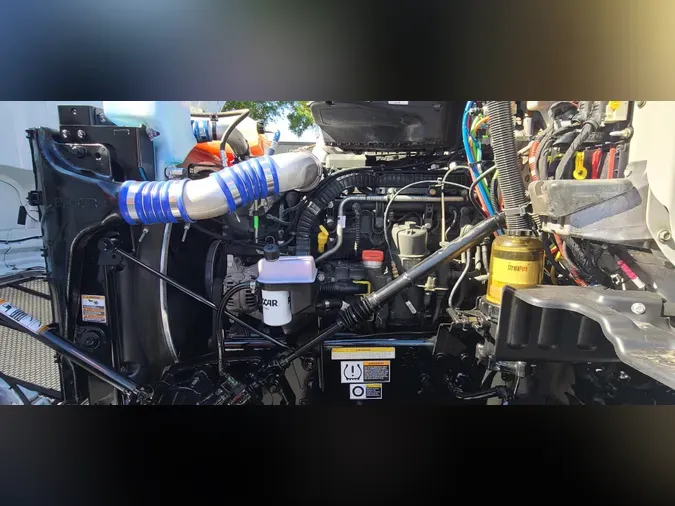 2022 Peterbilt 567486d699229bd793f94768116181628f5