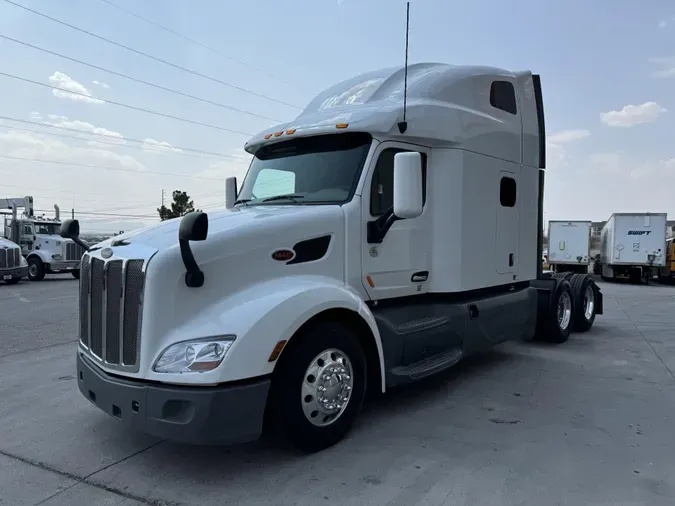 2021 Peterbilt 579