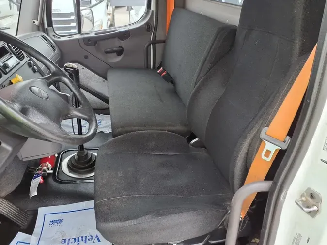 2017 FREIGHTLINER M2 106