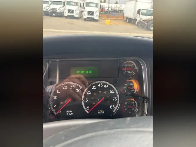 2019 FREIGHTLINER/MERCEDES M2 106