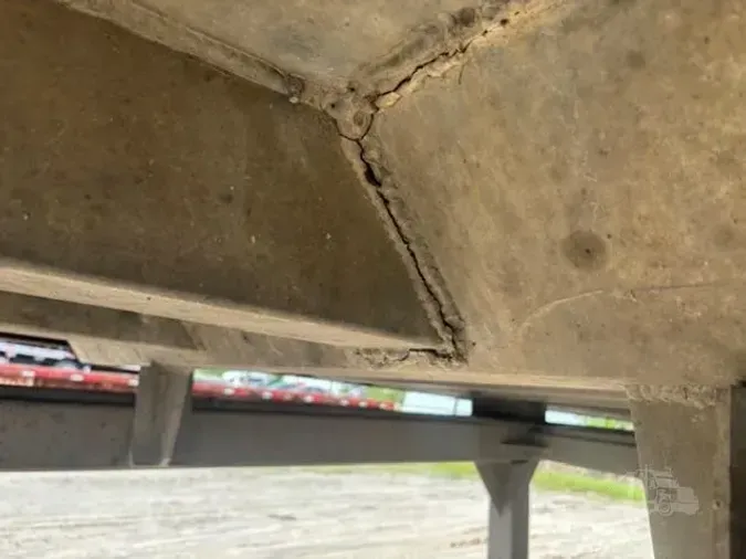 1990 TRAVIS 39' ALUMINUM END DUMP