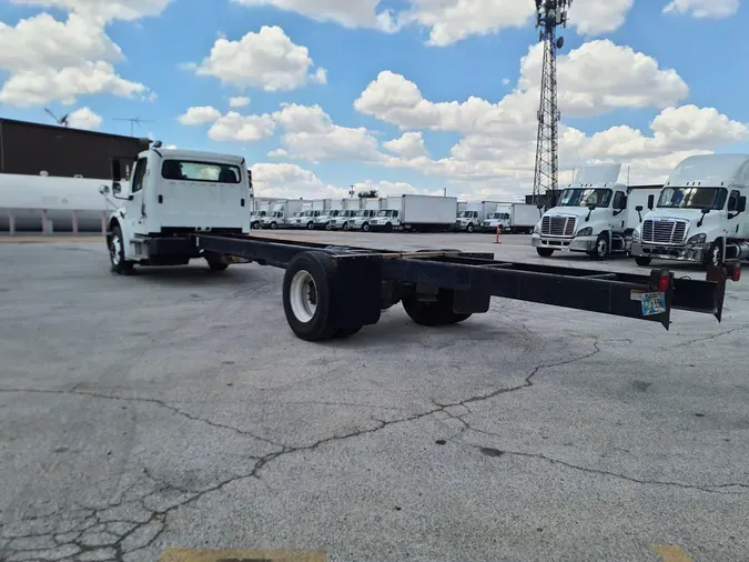 2019 FREIGHTLINER/MERCEDES M2 106