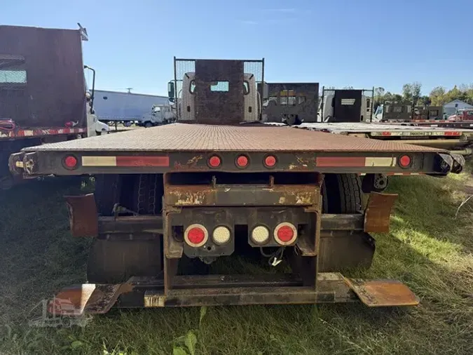 2014 FREIGHTLINER BUSINESS CLASS M2 106