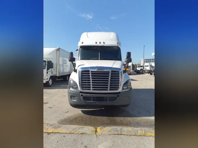 2019 FREIGHTLINER/MERCEDES CASCADIA 125