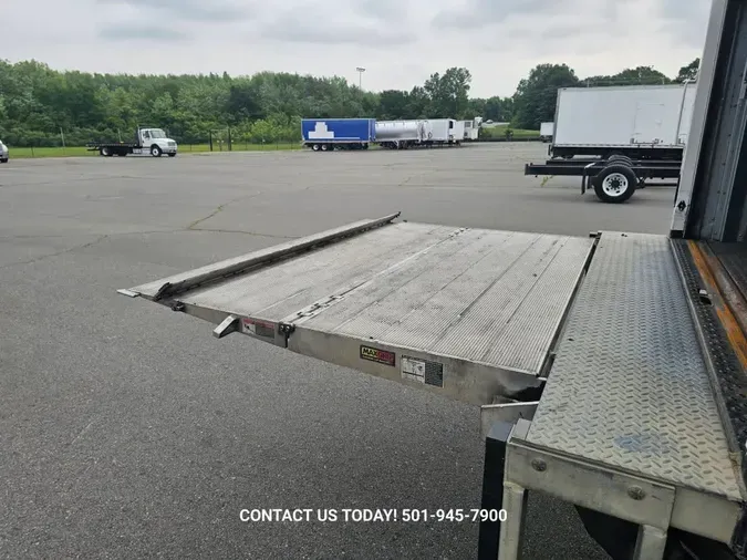 2019 FREIGHTLINER M2 106