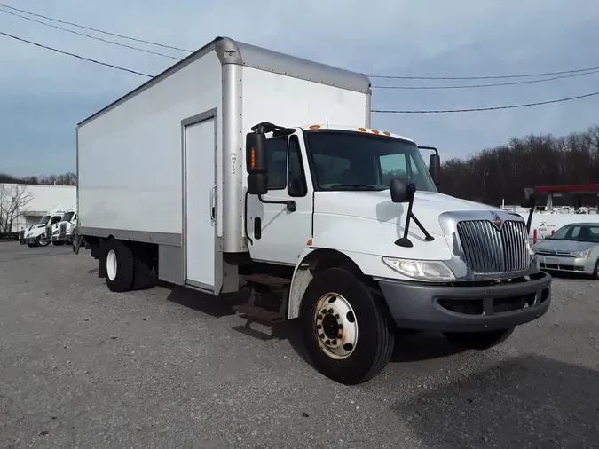 2019 NAVISTAR INTERNATIONAL 4300 SBA