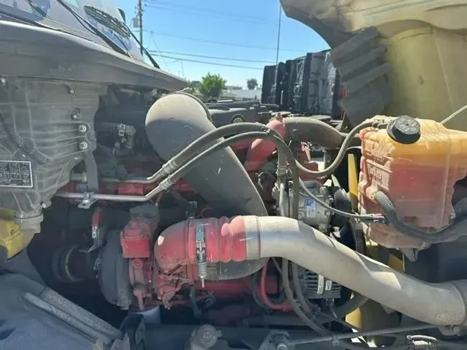 2023 International LT625489447fd7b81ca34e57da6e4d8299d59