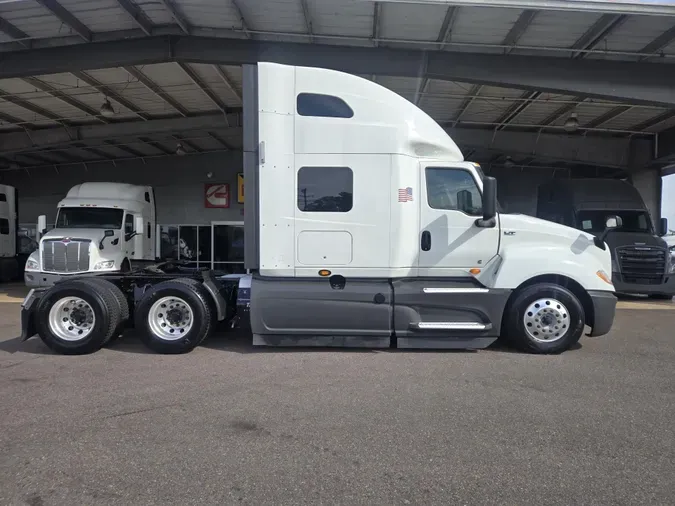 2021 International LT625