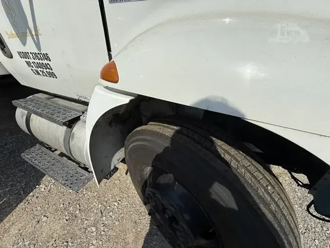 2013 INTERNATIONAL DURASTAR 4300