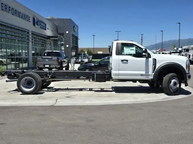 2024 Ford Super Duty F-550 DRW