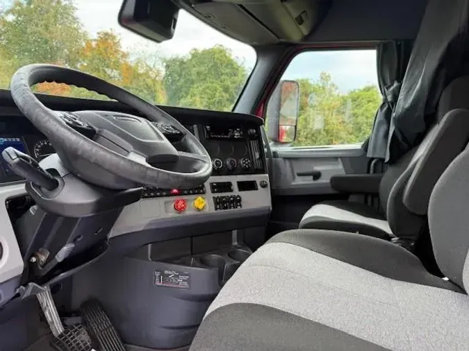 2021 Freightliner Cascadia