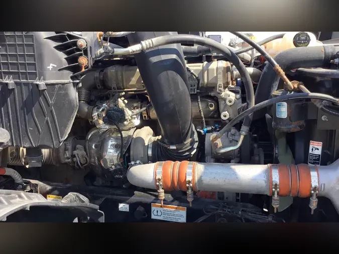 2023 Freightliner Cascadia 12648a1d48638e9e174e94cf52f819a765d