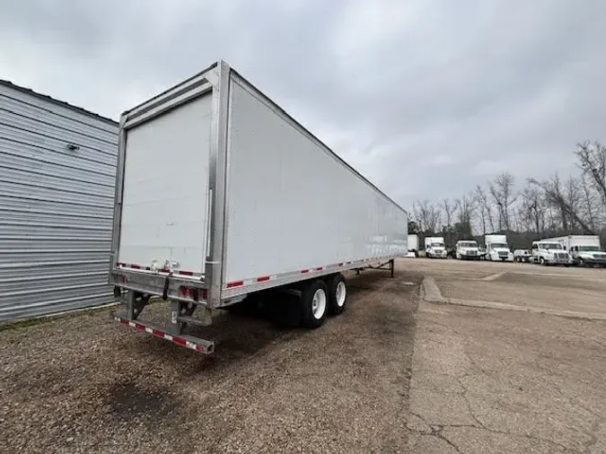 2014 VANGUARD TRAILER CORP R8000B 53/102/162