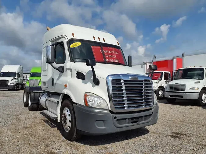 2020 FREIGHTLINER CASCADIA 113" DAYCAB