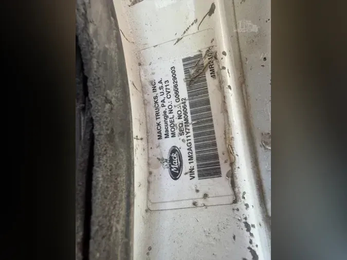 2007 MACK GRANITE CV713