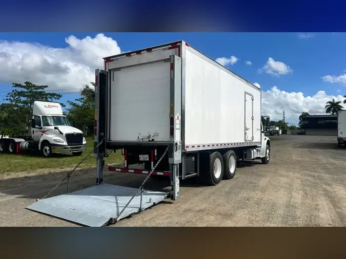 2018 FREIGHTLINER/MERCEDES M2 106