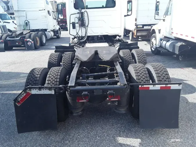2019 NAVISTAR INTERNATIONAL LT625 DAYCAB T/A
