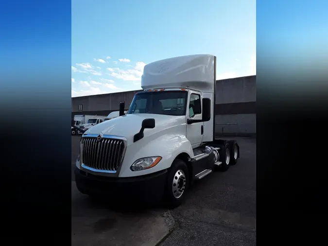 2018 FREIGHTLINER/MERCEDES CASCADIA 12548b6d682eccd47453b63f112468ba5e6