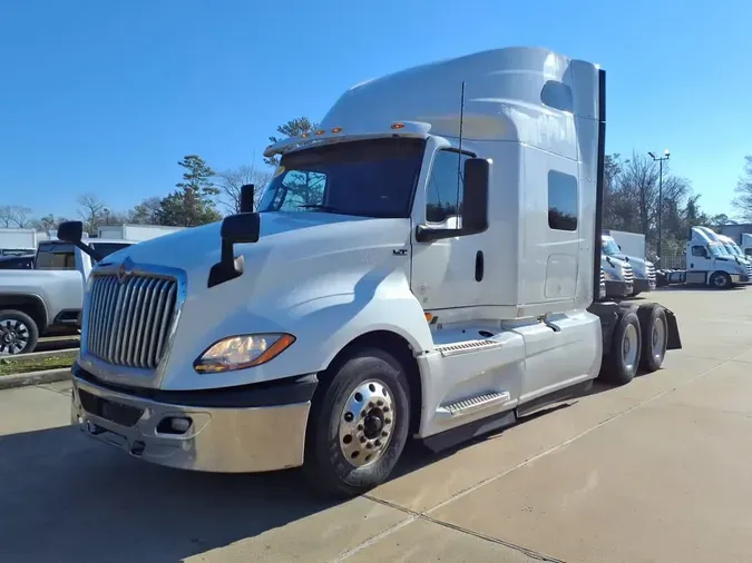 2019 NAVISTAR INTERNATIONAL LT625 SLPR CAB48b75cc7ac1fde0e324338d70fd84c74