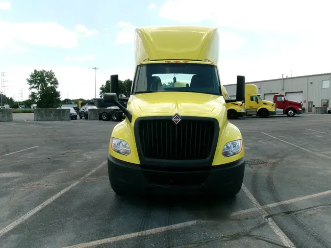 2023 International LT625