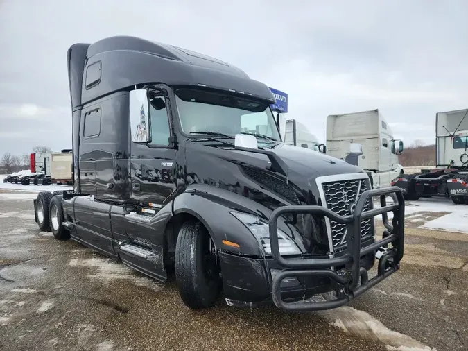 2024 VOLVO VNL64T860