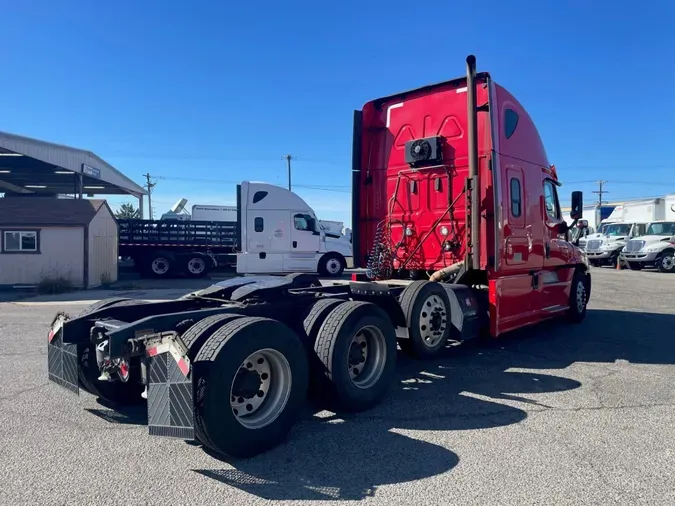 2019 FREIGHTLINER/MERCEDES CASCADIA 125