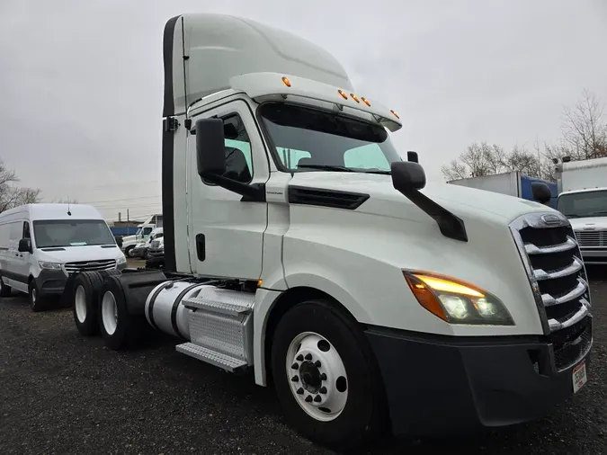 2020 FREIGHTLINER/MERCEDES NEW CASCADIA PX12664