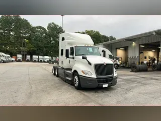 2022 International LT