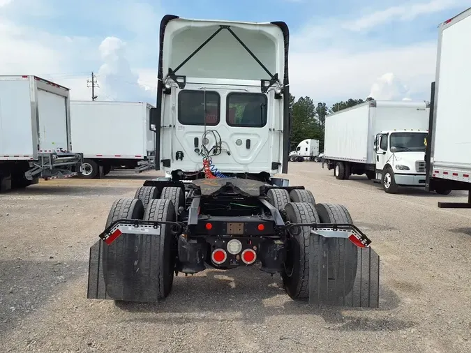 2019 FREIGHTLINER CASCADIA 125