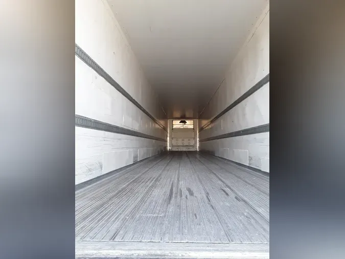 2016 VANGUARD TRAILER CORP R8000B 53/102/162