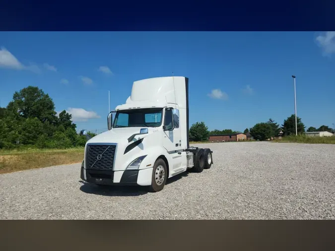 2018 Volvo VNL300