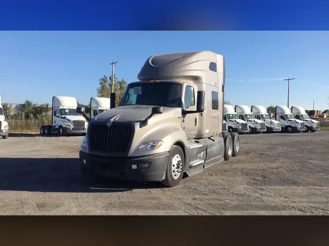 2022 International LT