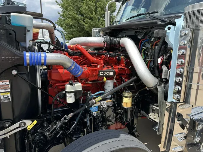 2025 Peterbilt 58948d08ccabc73136b64a52bdea6a4d74a