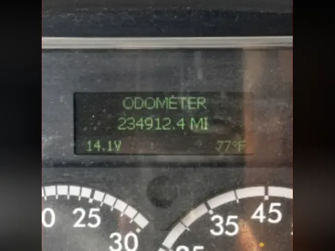 2018 FREIGHTLINER M2 106