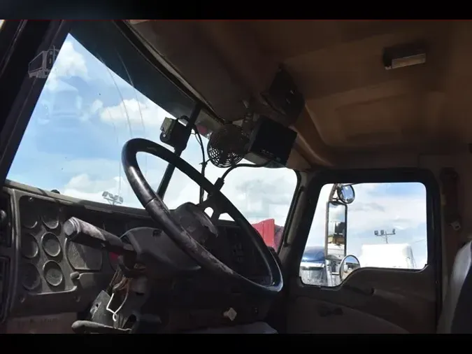 2007 MACK GRANITE CV713