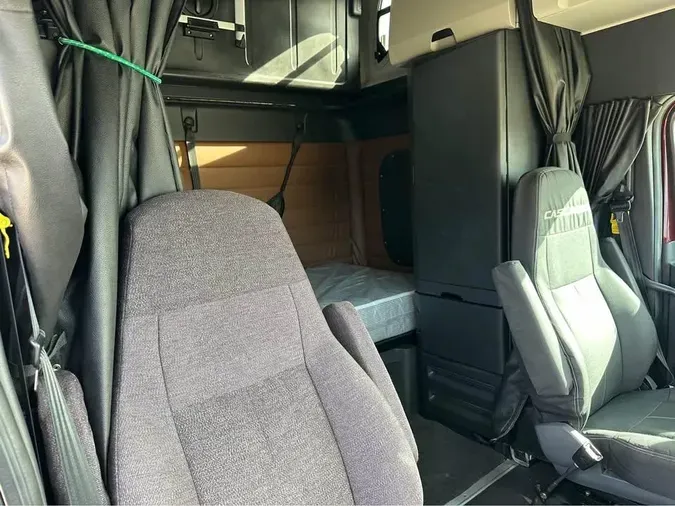 2019 Freightliner Cascadia48dd4586f5352bd5fdf1aa422004e625