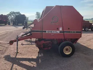 1991 Gehl 1310