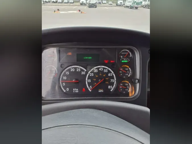 2021 FREIGHTLINER M2 106