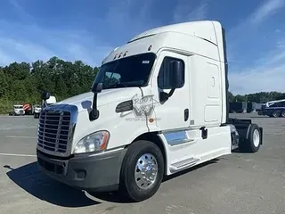 2016 FREIGHTLINER CASCADIA 113
