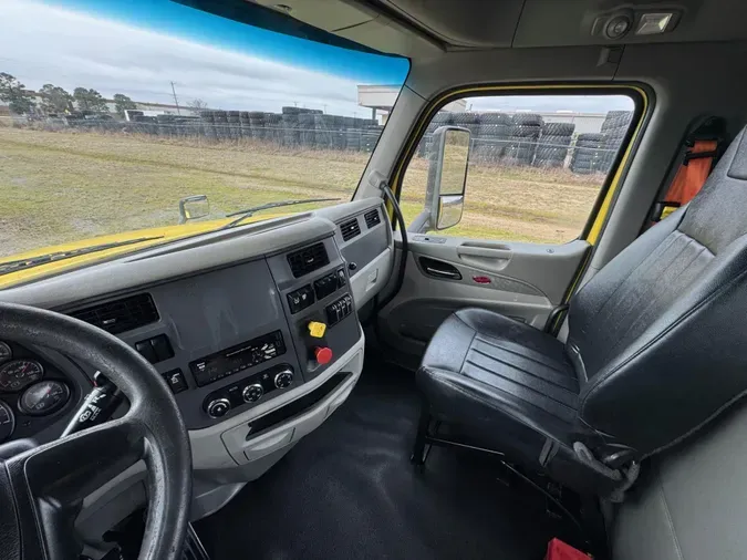 2021 Peterbilt 57948e3a1435404d422c50bb36d38602530